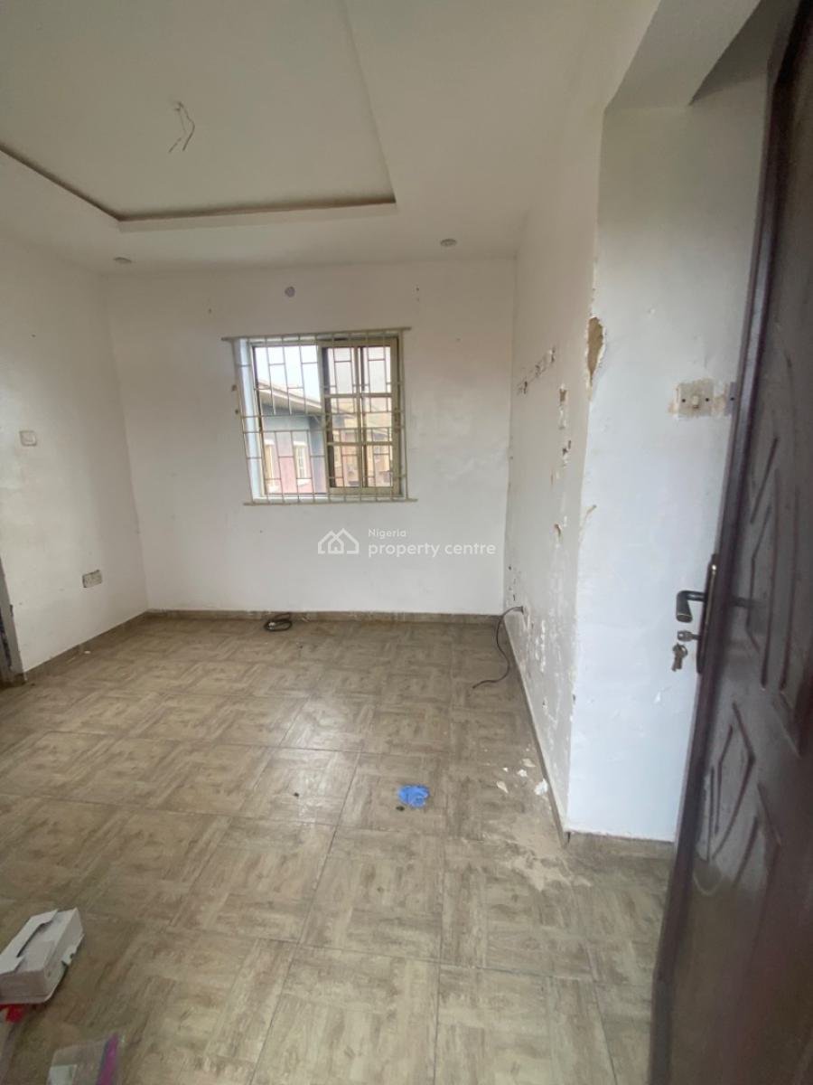 Luxuriously Spacious Mini Flat, No. 13a, Akin Street, Sangotedo, Ajah, Lagos, Mini Flat (room and Parlour) for Rent