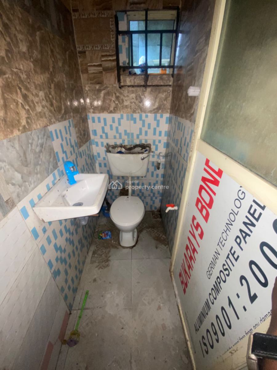 Luxuriously Spacious 2bedroom Flat  with Excellent Finishing, No. 13a, Akin Street, Sangotedo, Ajah, Lagos, House for Rent