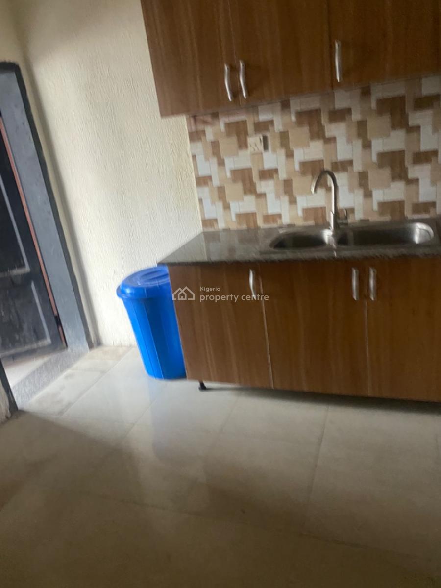 Luxuriously Spacious Shared Apartment with Excellent Finishing, No. 13a, Akin Street, Sangotedo, Ajah, Lagos, Self Contain (single Rooms) for Rent