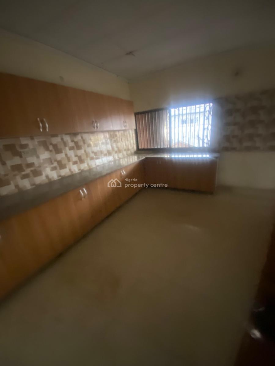 Luxuriously Spacious Shared Apartment with Excellent Finishing, No. 13a, Akin Street, Sangotedo, Ajah, Lagos, Self Contain (single Rooms) for Rent