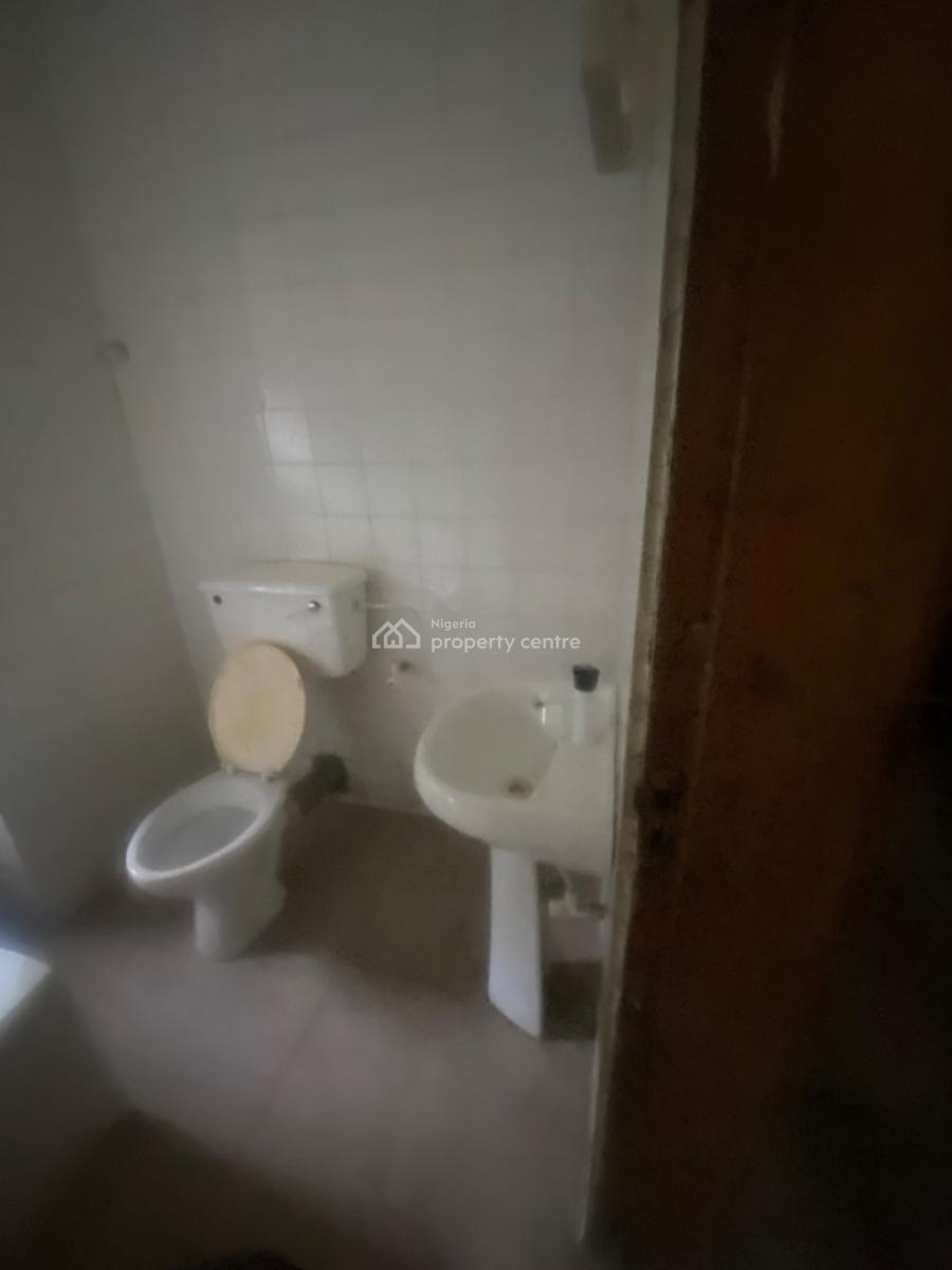 Luxuriously Spacious Shared Apartment with Excellent Finishing, No. 13a, Akin Street, Sangotedo, Ajah, Lagos, Self Contain (single Rooms) for Rent