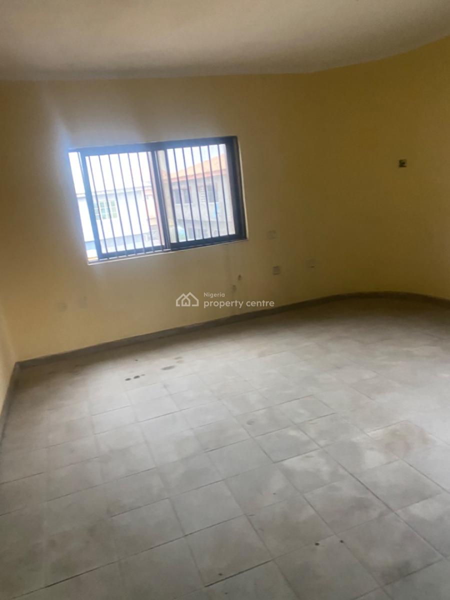Luxuriously Spacious Shared Apartment with Excellent Finishing, No. 13a, Akin Street, Sangotedo, Ajah, Lagos, Self Contain (single Rooms) for Rent