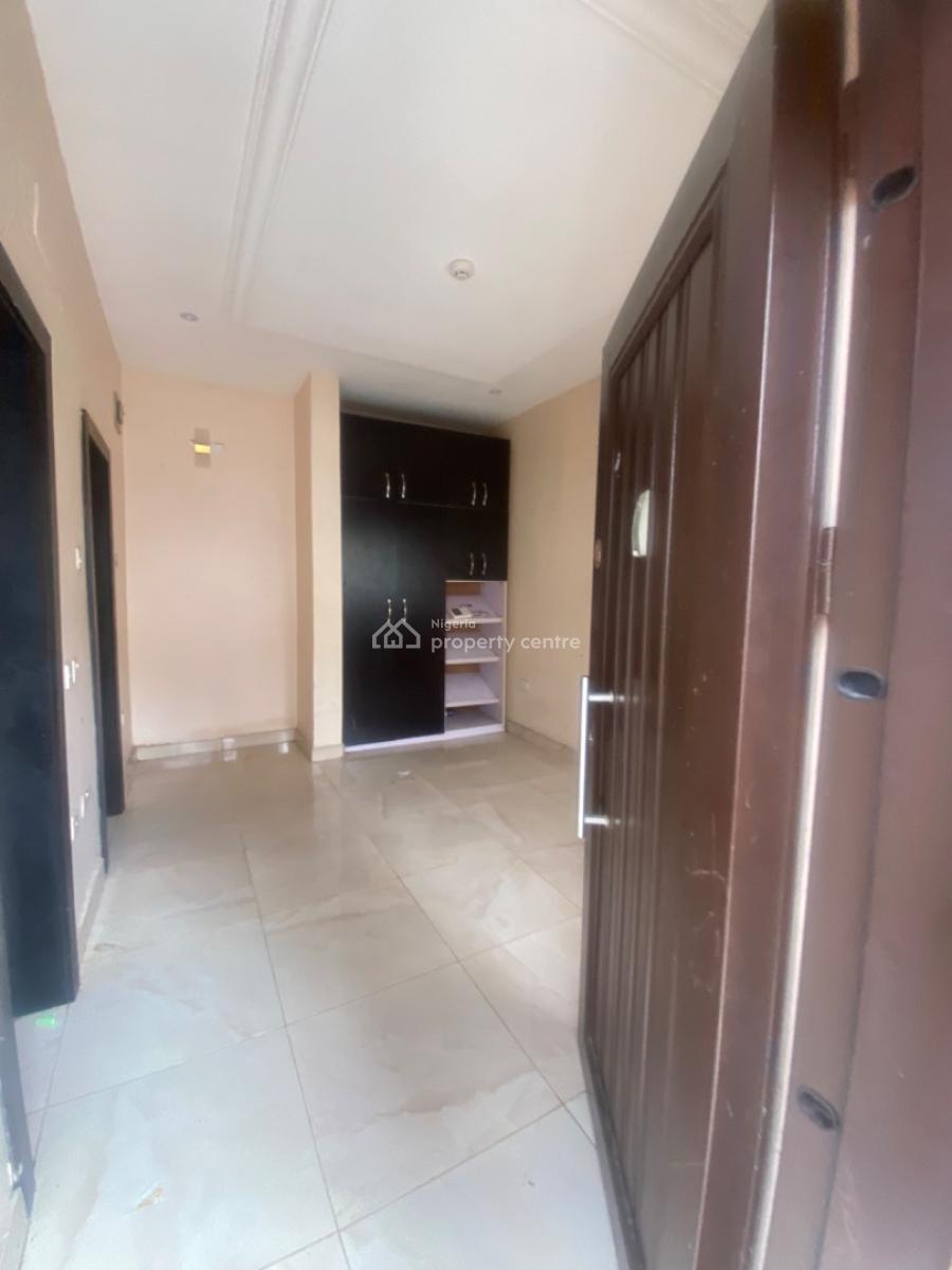Luxuriously Spacious Self Contain with Excellent Finishing, No. 13a, Akin Street Shoprite Road, Sangotedo, Ajah, Lagos, Self Contain (single Rooms) for Rent