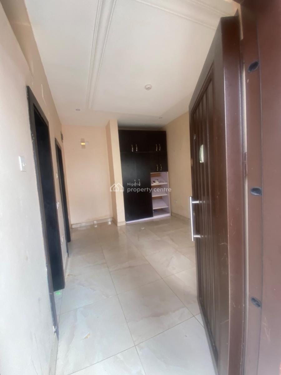 Luxuriously Spacious Self Contain with Excellent Finishing, No. 13a, Akin Street Shoprite Road, Sangotedo, Ajah, Lagos, Self Contain (single Rooms) for Rent
