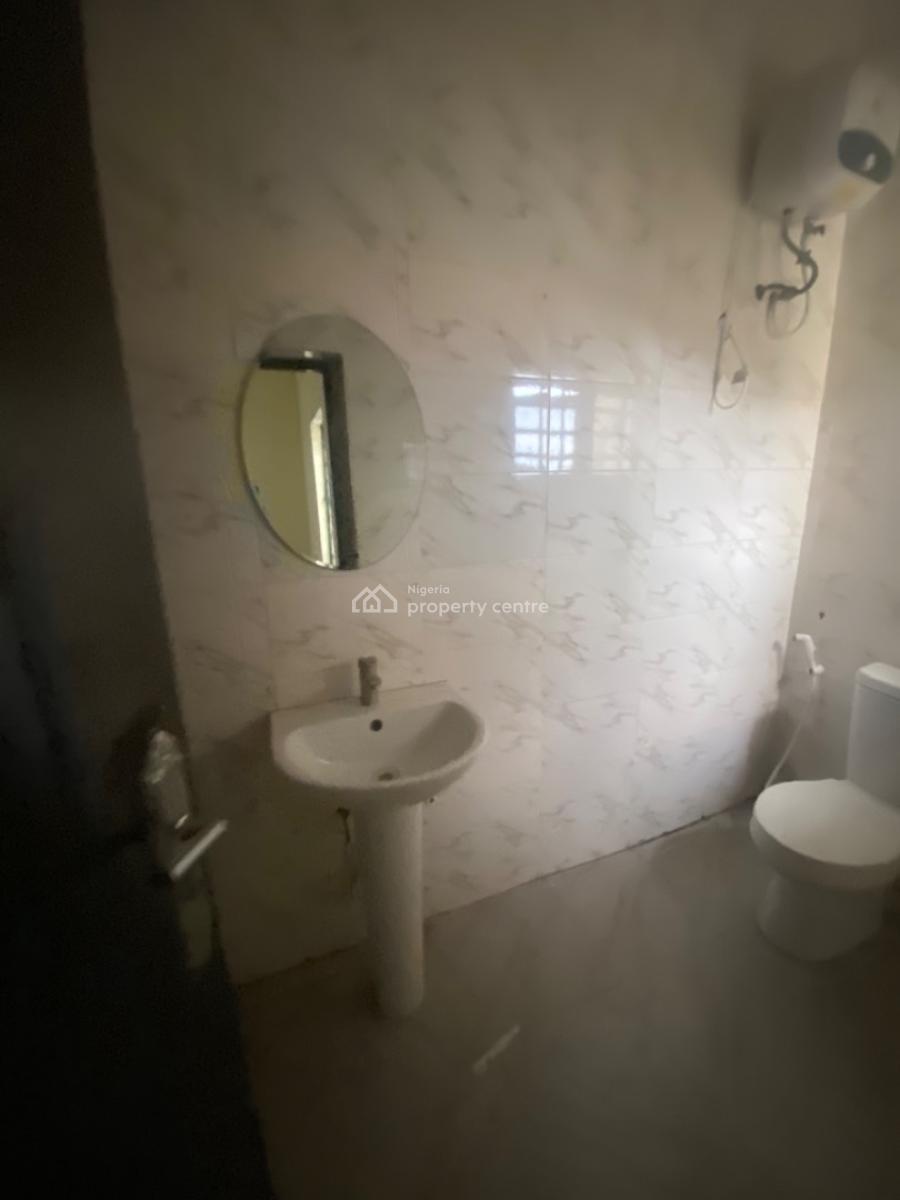 Luxuriously Spacious 2bedroom Flat  with Excellent Finishing, No. 13a, Akin Street Bogije, Bogije, Ibeju Lekki, Lagos, House for Rent