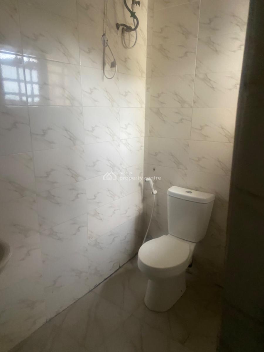Luxuriously Spacious 2bedroom Flat  with Excellent Finishing, No. 13a, Akin Street Bogije, Bogije, Ibeju Lekki, Lagos, House for Rent