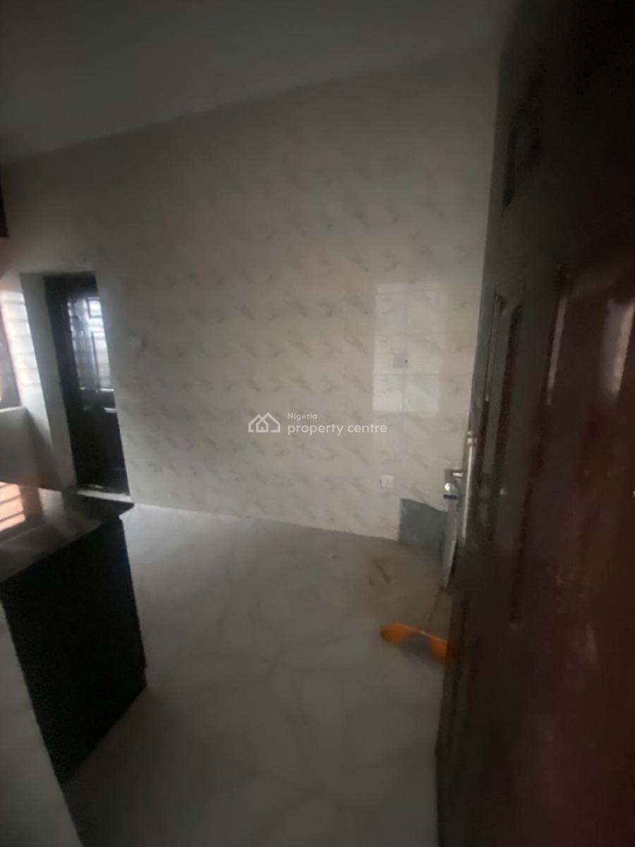 Luxuriously Spacious 2bedroom Flat  with Excellent Finishing, No. 13a, Akin Street Bogije, Bogije, Ibeju Lekki, Lagos, House for Rent
