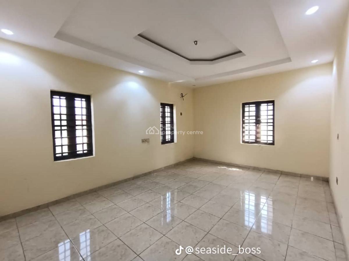 5 Br Duplex, 7, Mukaila Gbadamosi Avenue, Osota, Ikorodu, Lagos, Detached Duplex for Sale