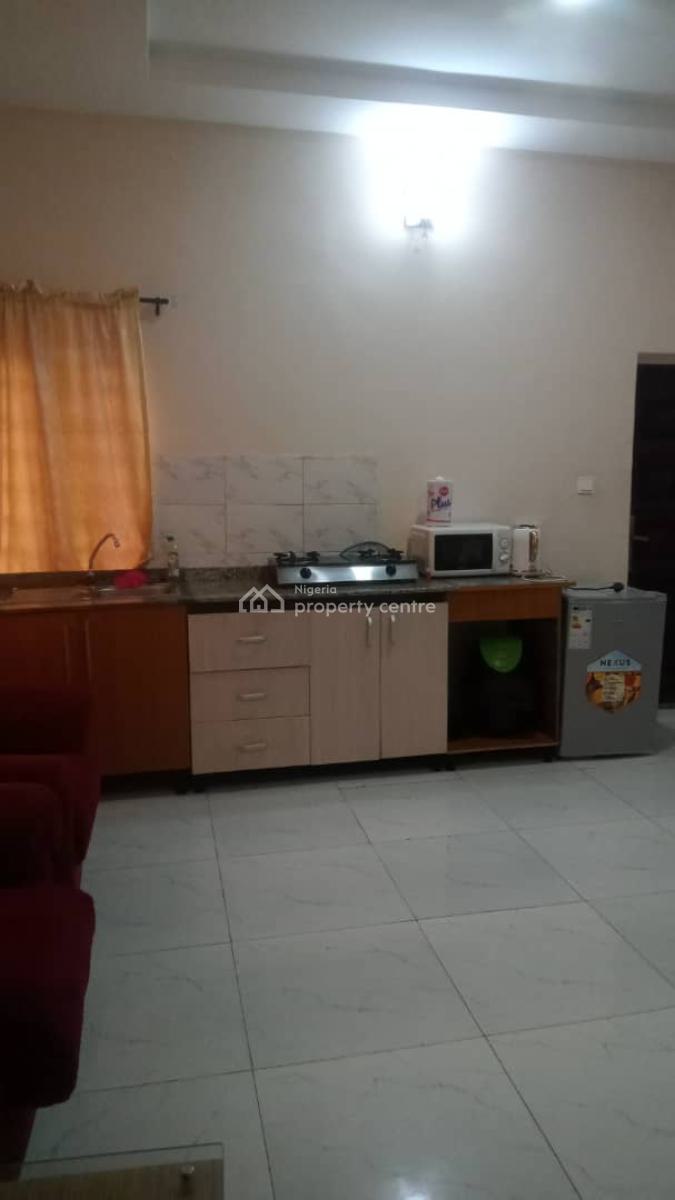 2 Bedroom Luxury Furnished Apartment, George Crescent Estate, Off Wempco Road, Agidingbi, Ikeja, Lagos, Flat / Apartment for Rent