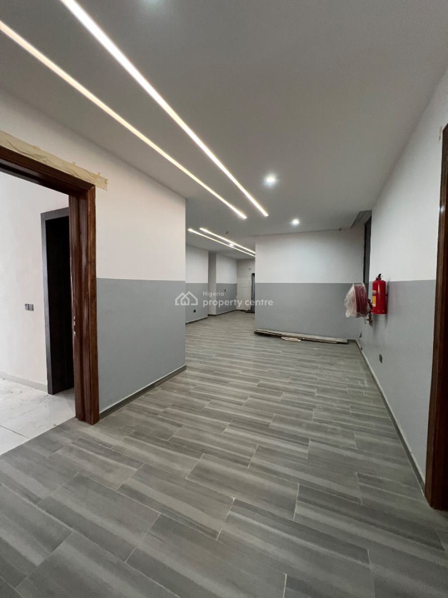 2 Bedroom Serviced Apartment, Lekki Phase 1, Lekki, Lagos, Block of Flats for Sale