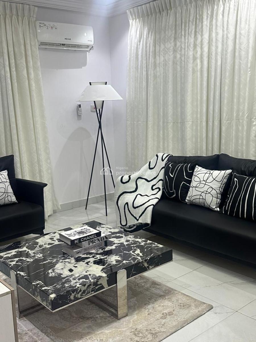 Luxury 2 Bedroom Apartment (daffodil), No. 5a, Prof. Kiumi Akingbehin Street, Lekki Phase 1, Lekki, Lagos, Flat / Apartment Short Let