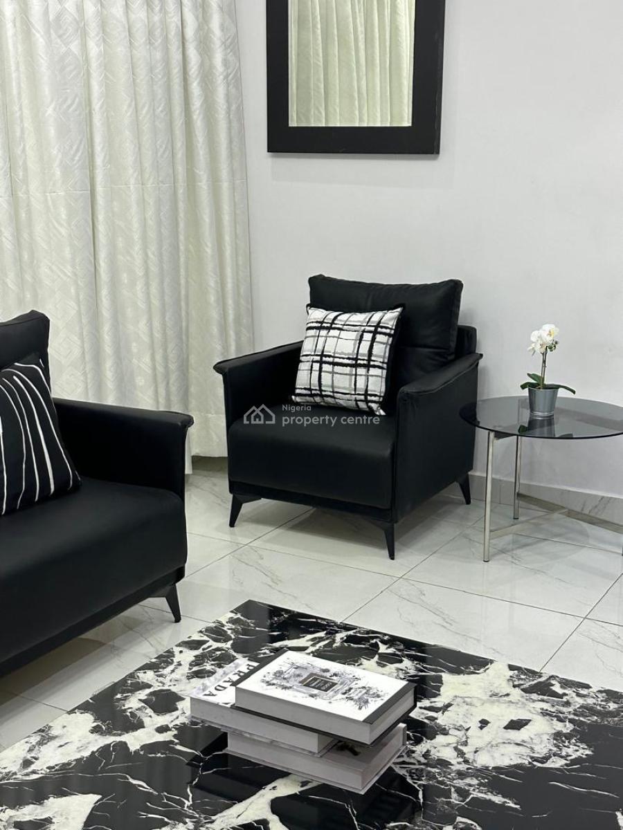 Luxury 2 Bedroom Apartment (daffodil), No. 5a, Prof. Kiumi Akingbehin Street, Lekki Phase 1, Lekki, Lagos, Flat / Apartment Short Let
