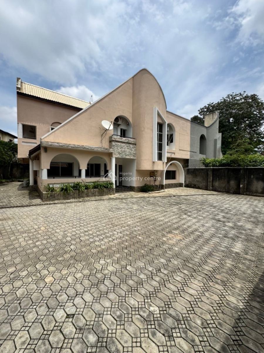 5 Bedrooms Semi Detached Duplex with 2 Rooms Bq, Wuse 2, Abuja, Semi-detached Duplex for Rent