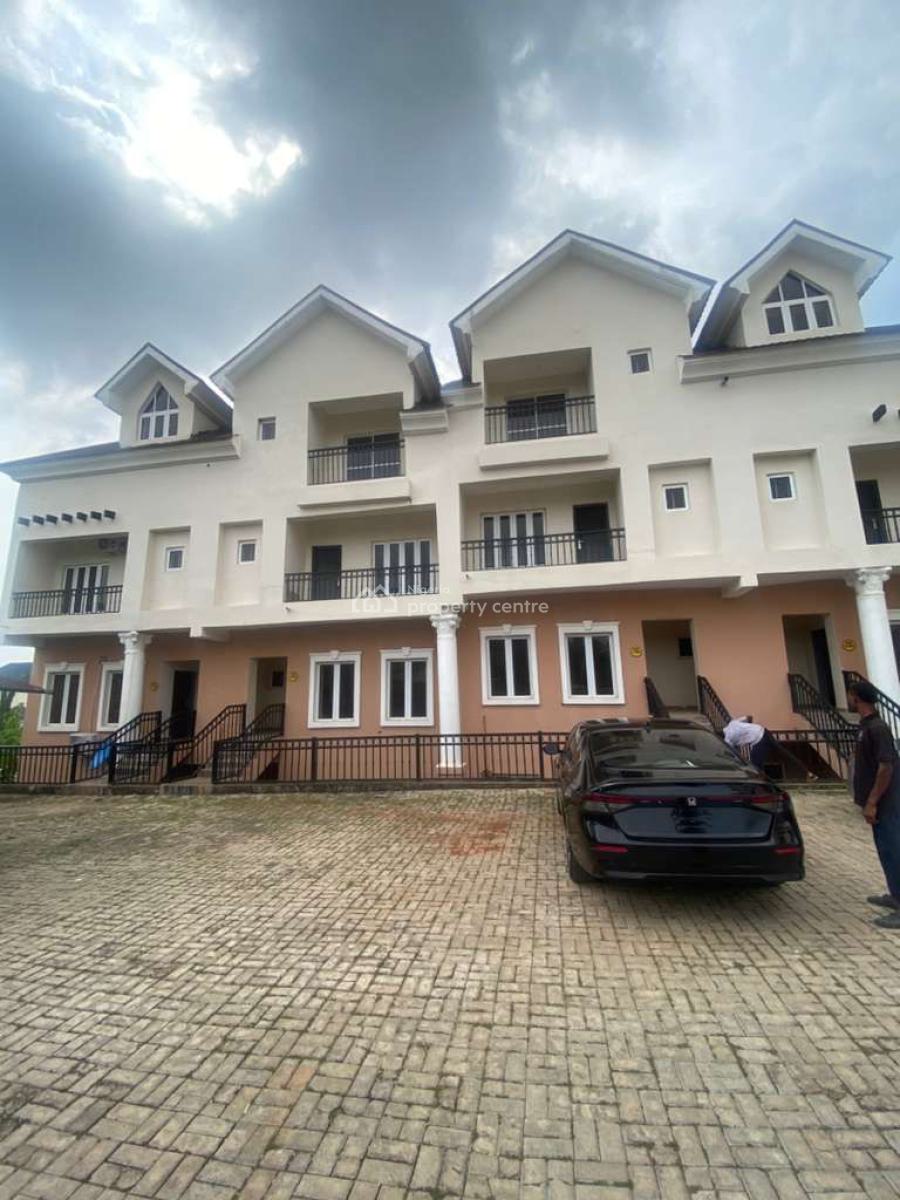 4 Bedroom Terrace Duplex with Bq with a 1 Bedroom Apartment, Guzape District, Abuja, Terraced Duplex for Rent