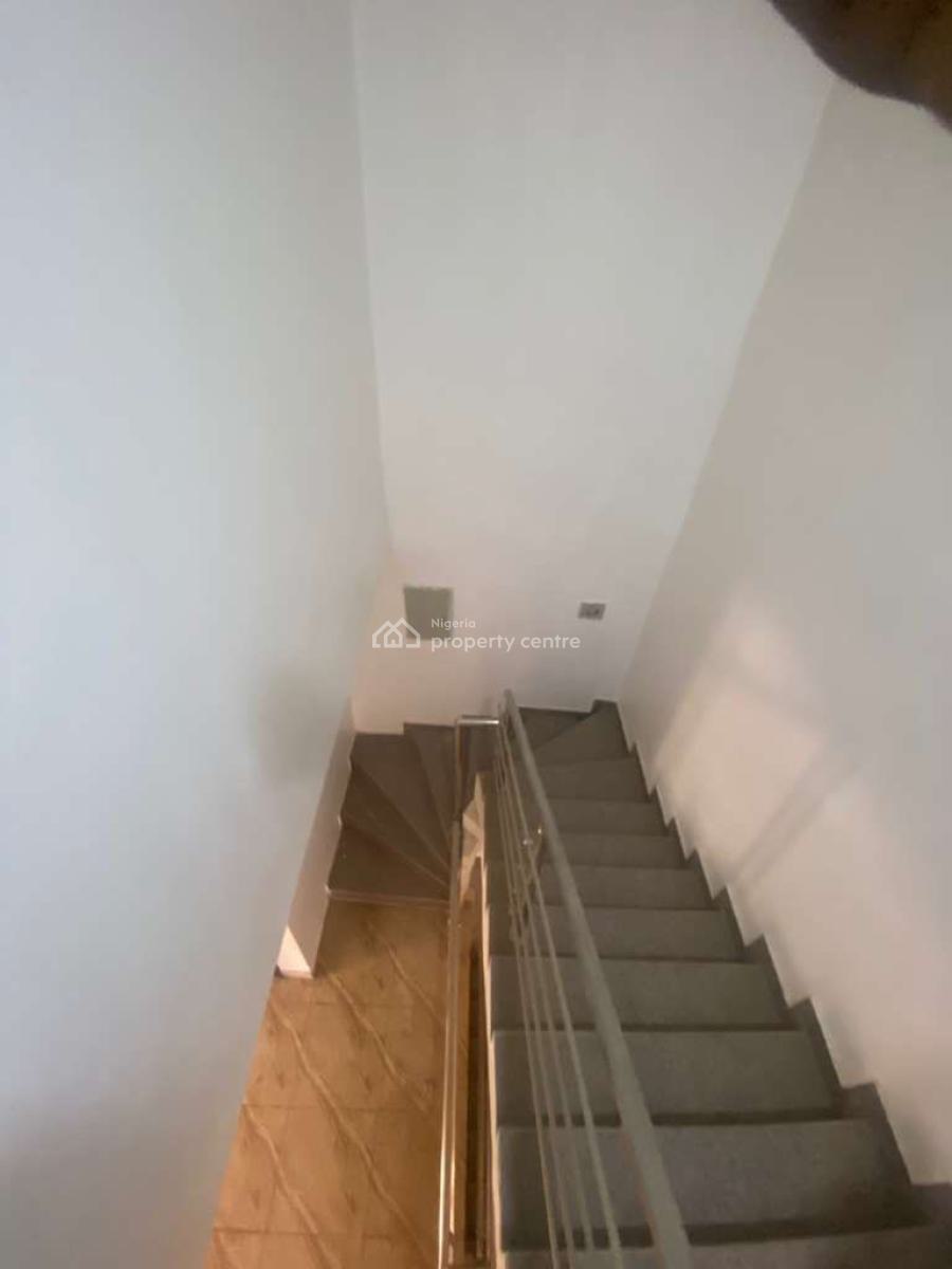 4 Bedroom Terrace Duplex with Bq with a 1 Bedroom Apartment, Guzape District, Abuja, Terraced Duplex for Rent