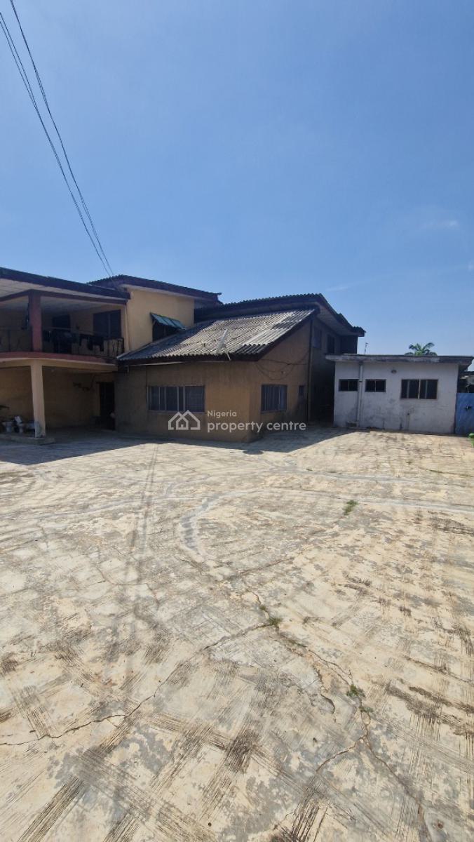 4 & 5 Semi Detached Duplexes with a Room and Parlour Self Contained Bq, Behind Ashi-bodija Baptist College, Ibadan, Oyo, Semi-detached Duplex for Sale