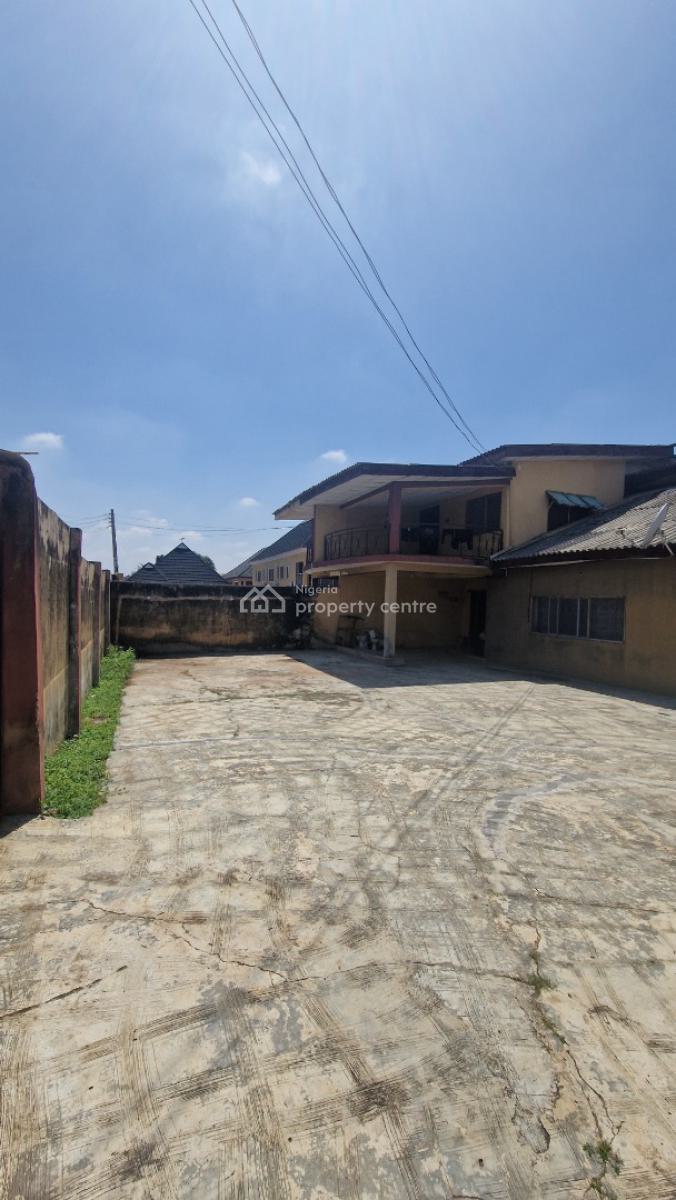 4 & 5 Semi Detached Duplexes with a Room and Parlour Self Contained Bq, Behind Ashi-bodija Baptist College, Ibadan, Oyo, Semi-detached Duplex for Sale