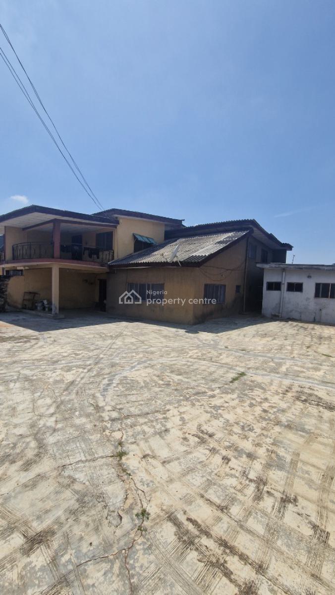 4 & 5 Semi Detached Duplexes with a Room and Parlour Self Contained Bq, Behind Ashi-bodija Baptist College, Ibadan, Oyo, Semi-detached Duplex for Sale