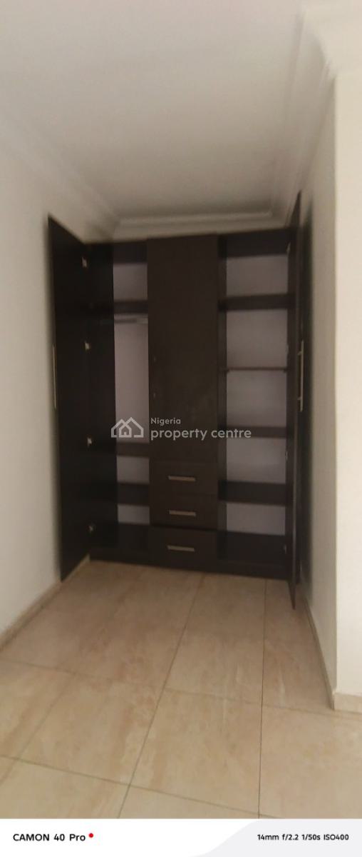 Standard Clean Mini Flat Upstairs in a Service Estate, Paradise Estate Off Chevron Drive, Lekki, Lagos, Mini Flat (room and Parlour) for Rent