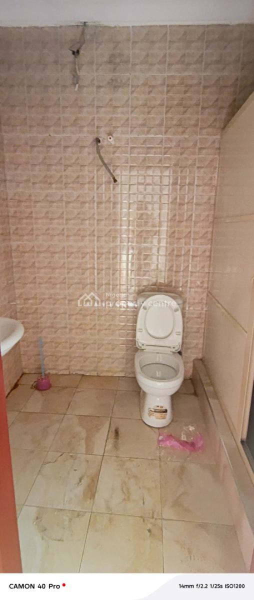 Standard Clean Mini Flat Upstairs in a Service Estate, Paradise Estate Off Chevron Drive, Lekki, Lagos, Mini Flat (room and Parlour) for Rent