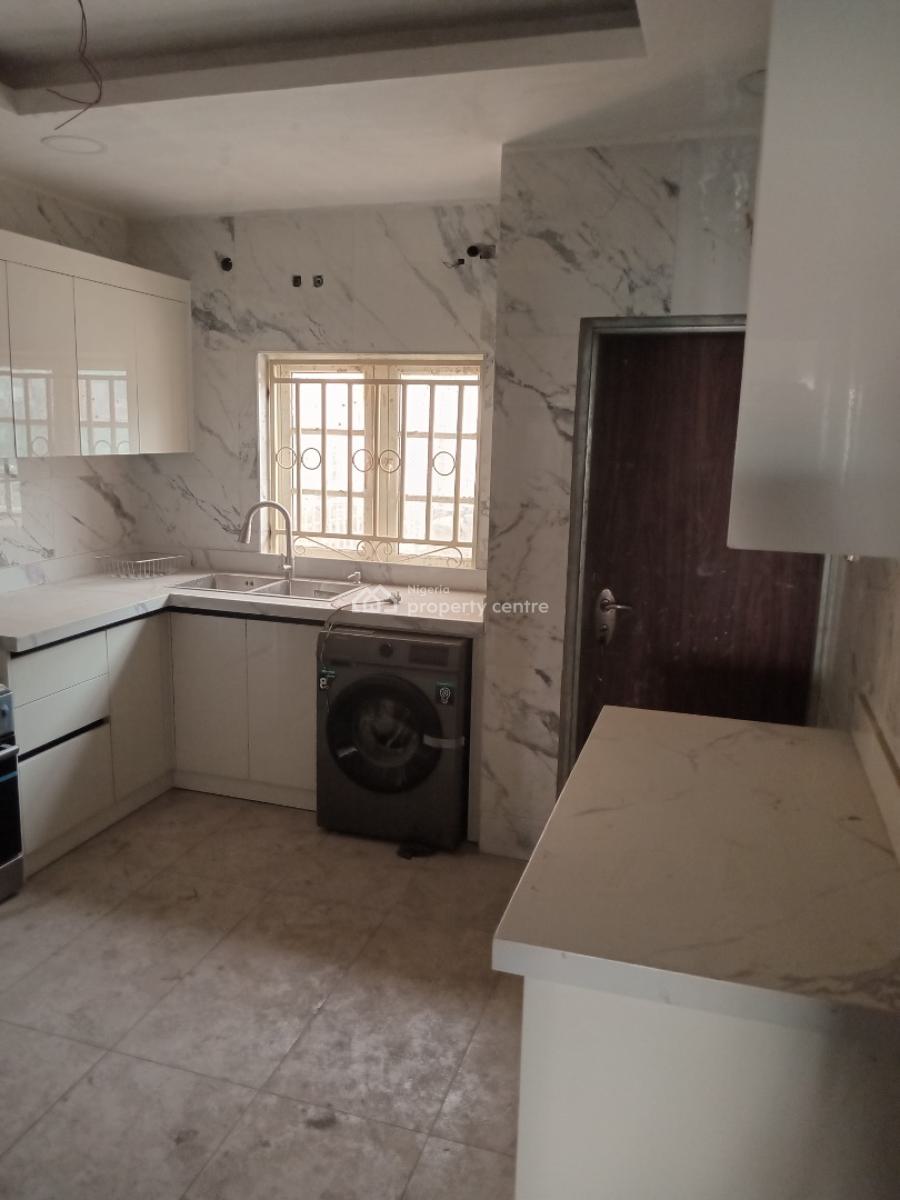 a Well Built Serviced 4-bedroom Terrace Duplex + 1 Bq, Wuye, Abuja, Terraced Duplex for Rent
