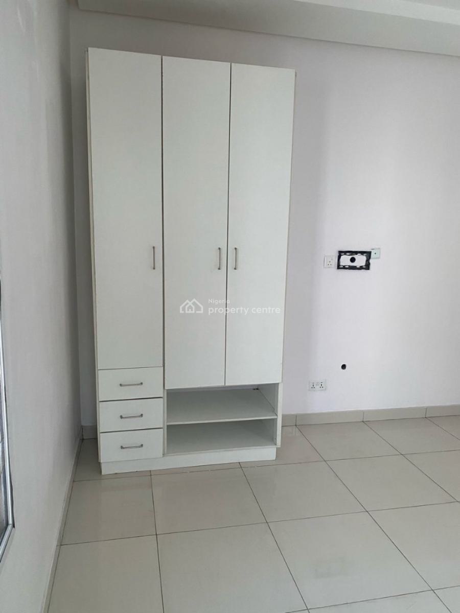 Distress 4 Bedrooms Semi Detached Duplex with Swimming Pool, Gym, Etc., Ologolo, Lekki, Lagos, Semi-detached Duplex for Sale