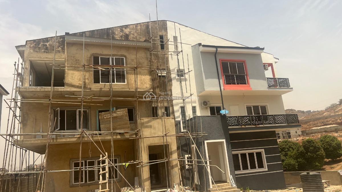 4 Bedroom Semidetached House @ Maitama Extension By Mpape Junction, Lake View Estate Maitama Extension, Maitama 2, Maitama District, Abuja, Semi-detached Duplex for Sale
