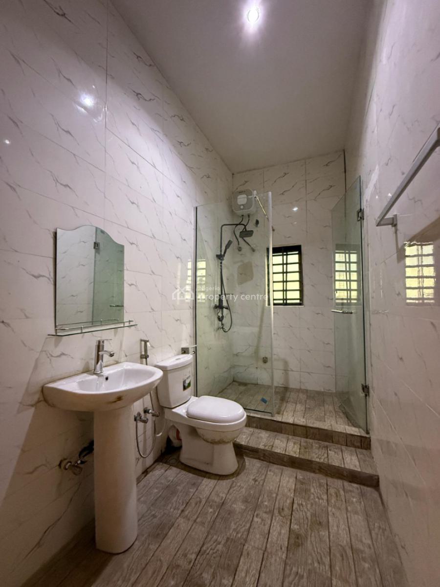 4 Bedrooms Terrace Penthouse with an Attached Room Bq and Pool, Engr. Lere Adigun Gra, Basorun, Ibadan, Oyo, Terraced Duplex for Sale