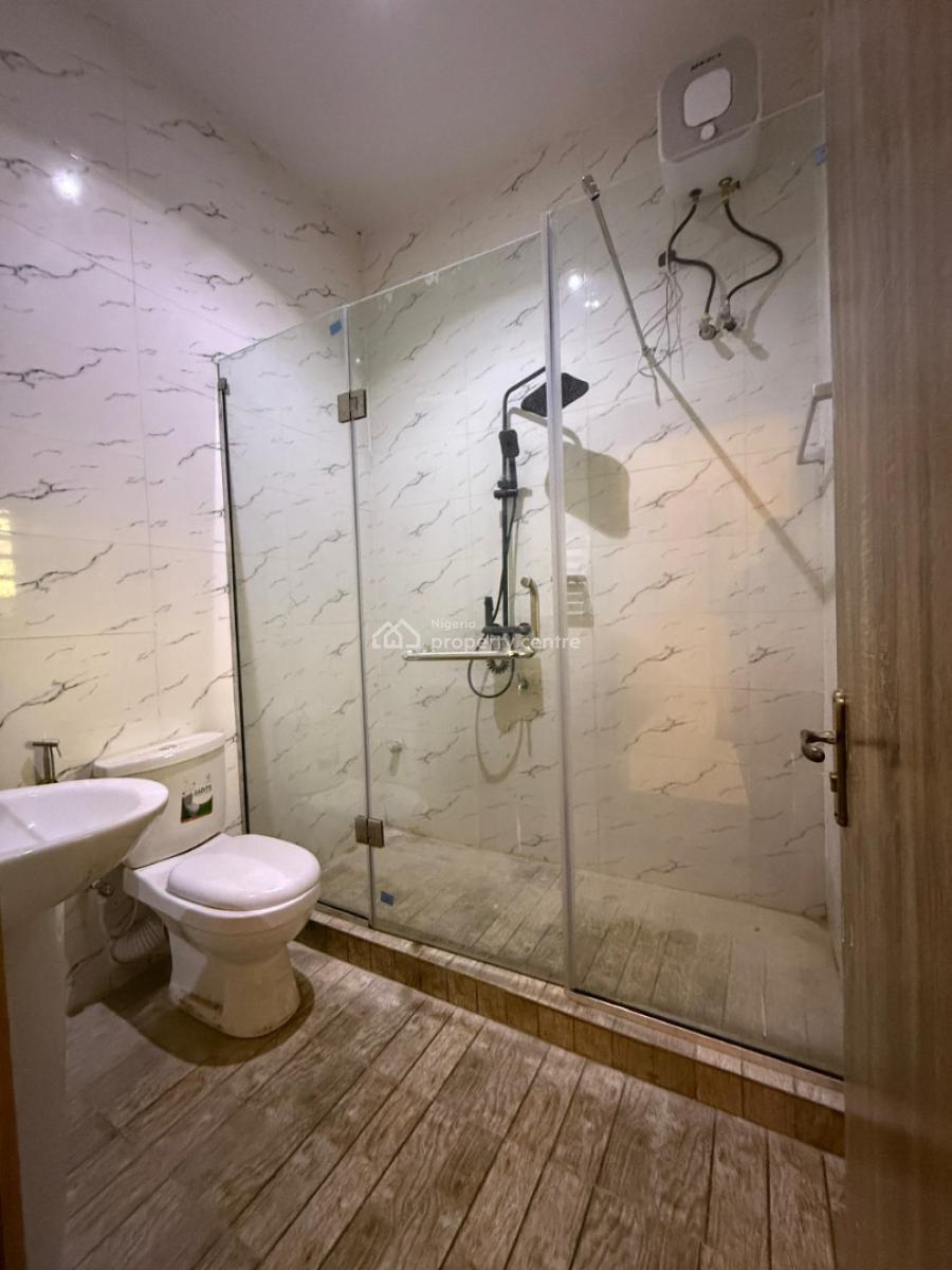 4 Bedrooms Terrace Penthouse with an Attached Room Bq and Pool, Engr. Lere Adigun Gra, Basorun, Ibadan, Oyo, Terraced Duplex for Sale