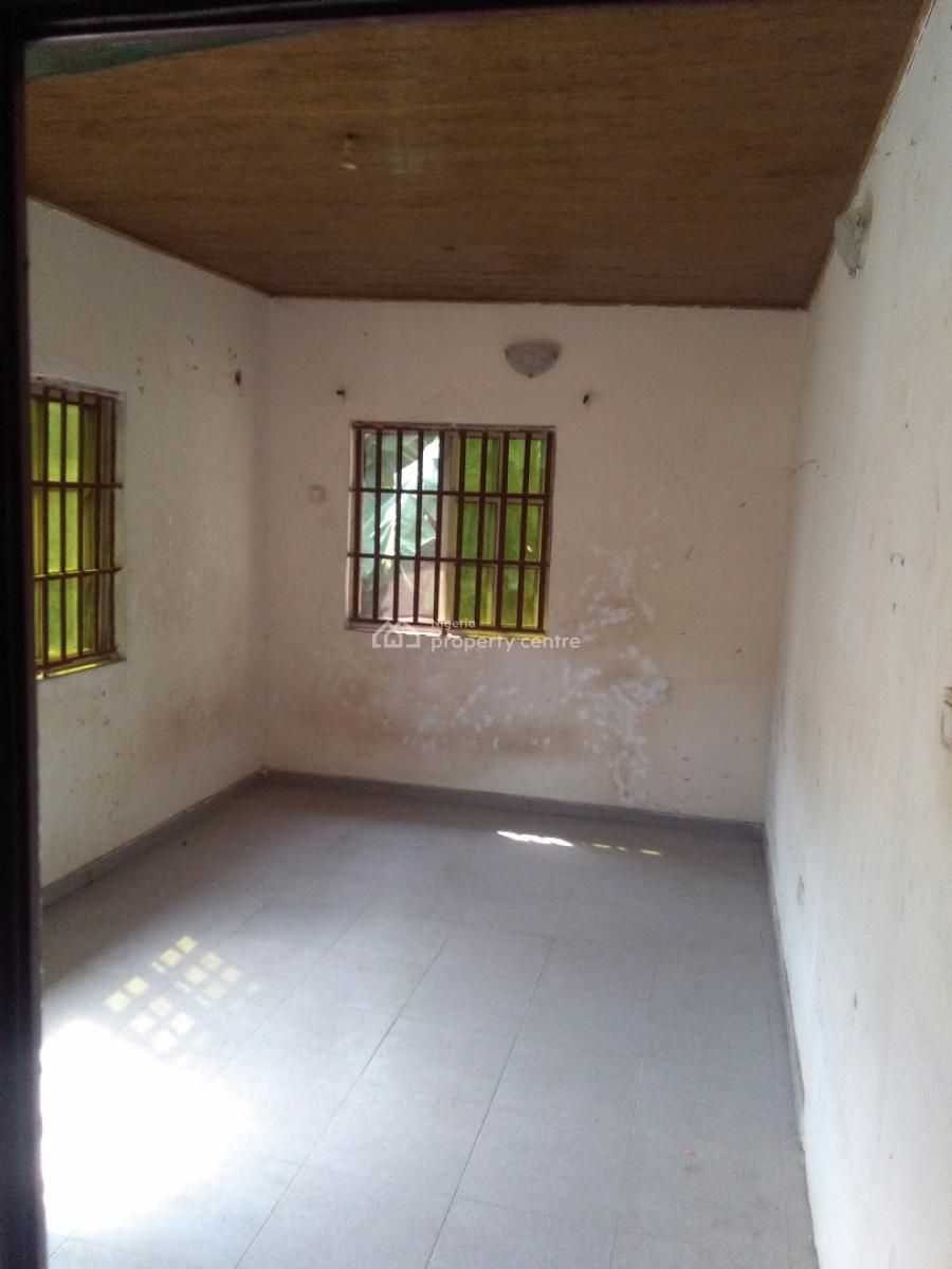 Single Room with Toilet and Kitchen Ensuite  (self Contain）, Akindele Area, Ogombo, Ajah, Lagos, Self Contain (single Rooms) for Rent