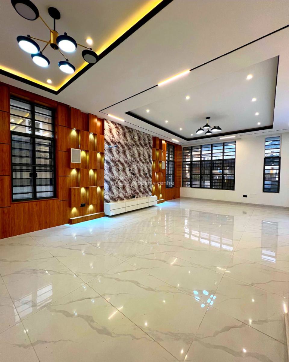 6 Bedrooms Fully Detached Duplex with a Bq & a Penthouse, Chevron Drive, Lekki, Lagos, Detached Duplex for Sale