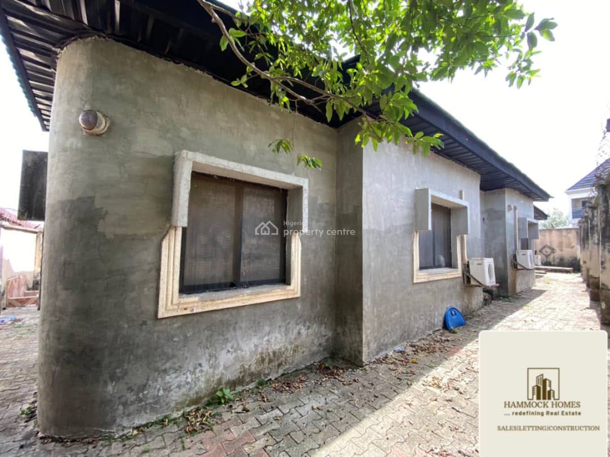 5 Bedrooms Terrace Bungalow  in a Duplex Structure, Bashorun Winners Way, Ibadan, Oyo, House for Sale