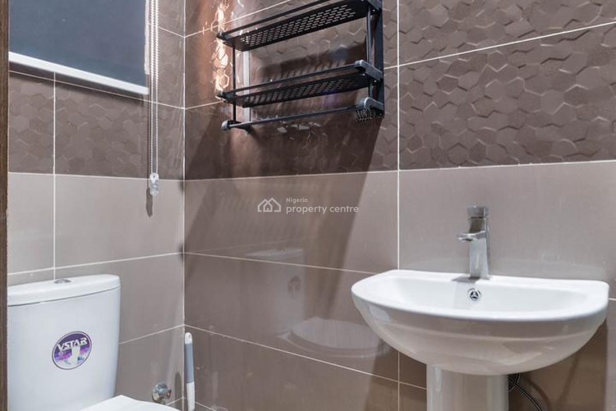 1 Bedroom Apartment with Ps4, 247 Power & Swimming Pool, Freedom Way, Ikate Elegushi, Lekki, Lagos, Flat / Apartment Short Let