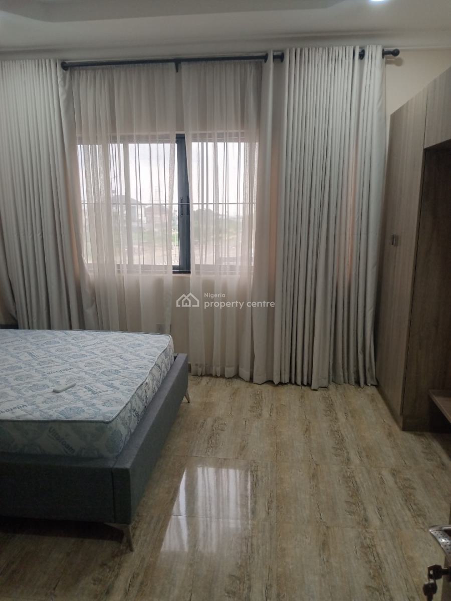 a Very Good Furnished & Serviced 2 Bedroom Flat + 1 Bq, After Coza Church, Guzape District, Abuja, Flat / Apartment for Rent