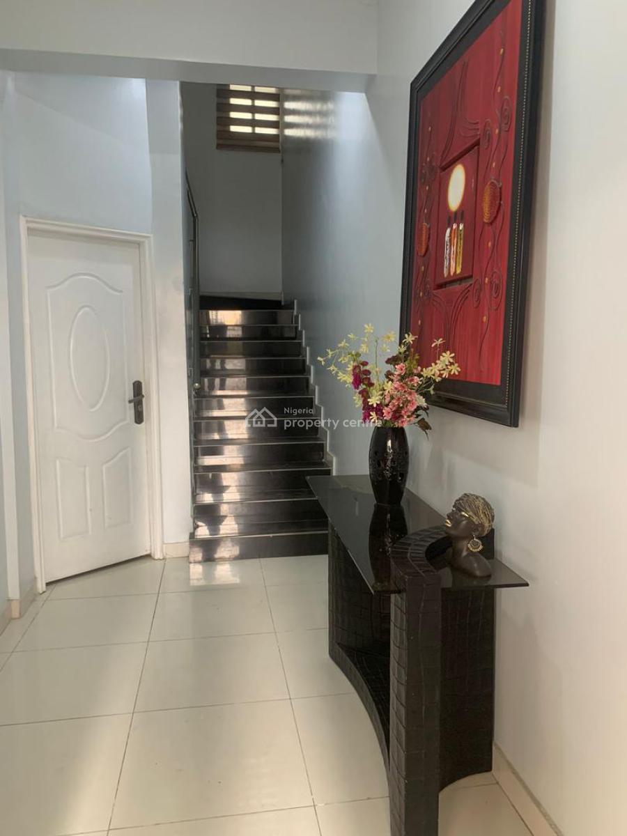 Very Urgent Duplex, Ikate Elegushi, Lekki, Lagos, Terraced Duplex for Sale