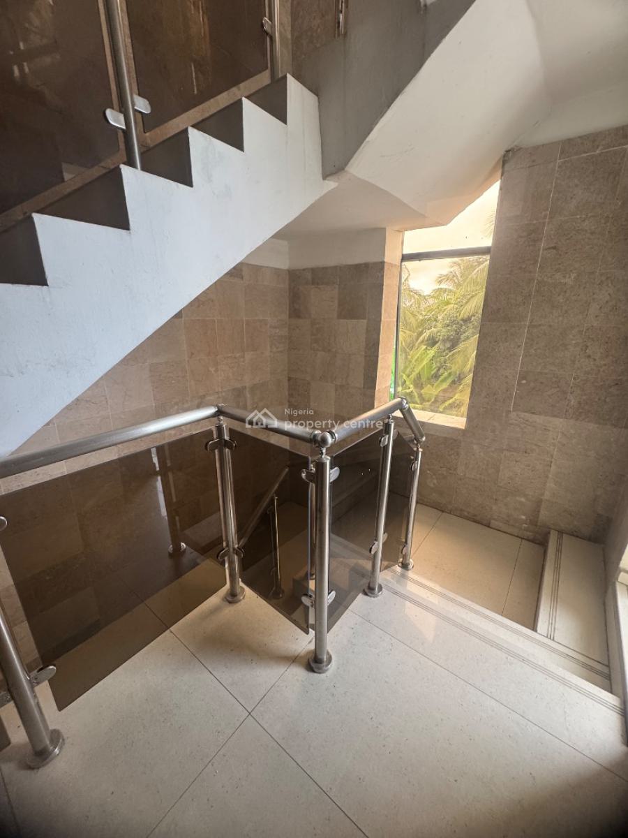 2 Bedroom Apartments, Banana Island Road, Ikoyi, Lagos, Flat / Apartment for Sale