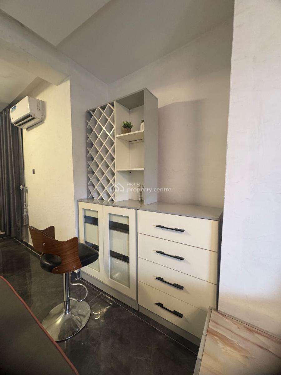 2 Bedroom Apartments, Banana Island Road, Ikoyi, Lagos, Flat / Apartment for Sale