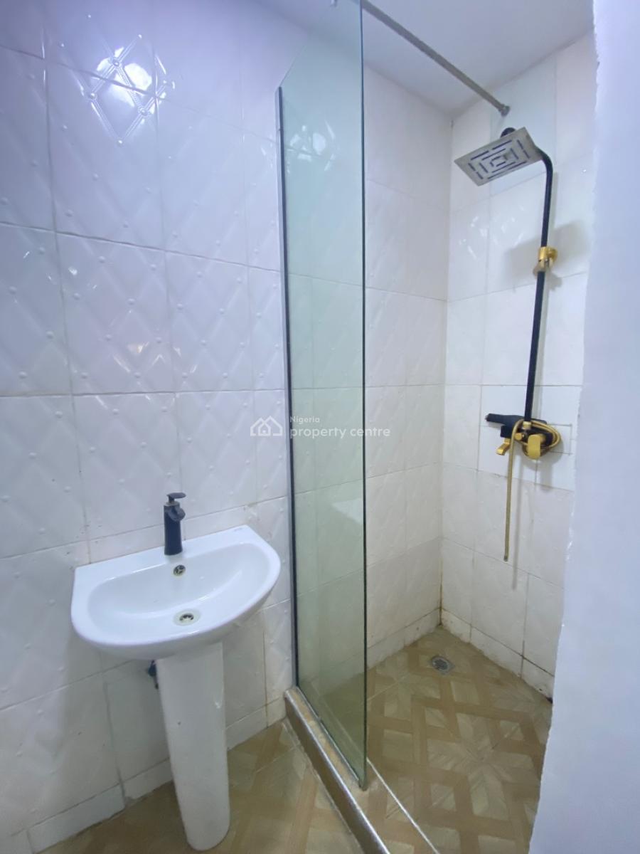 Unfurnished Studio Apartment with 24 Hours Light, Oladmeji Alo, Lekki Phase 1, Lekki, Lagos, Self Contain (single Rooms) for Rent