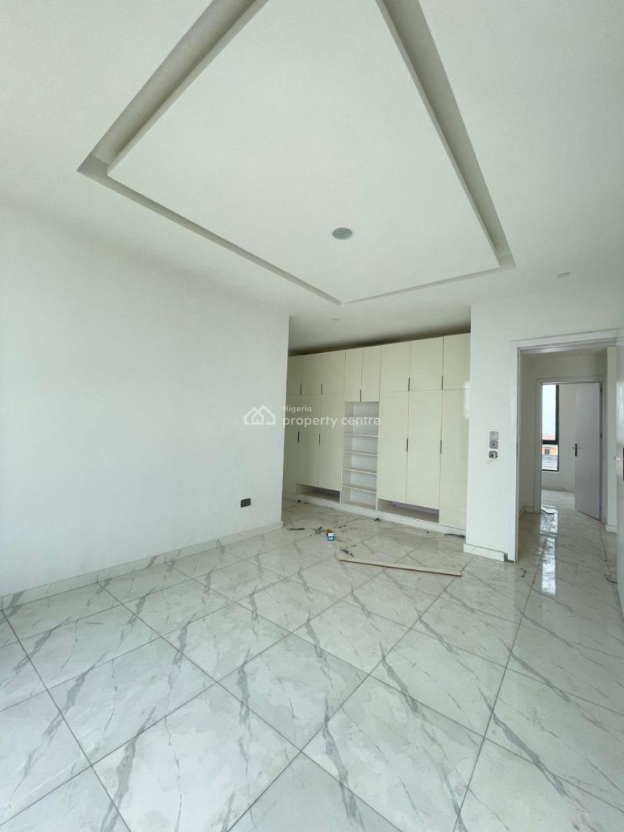 2bedroom Apartment in Agungi Lekki Lagos, Agungi, Lekki, Lagos, Block of Flats for Sale