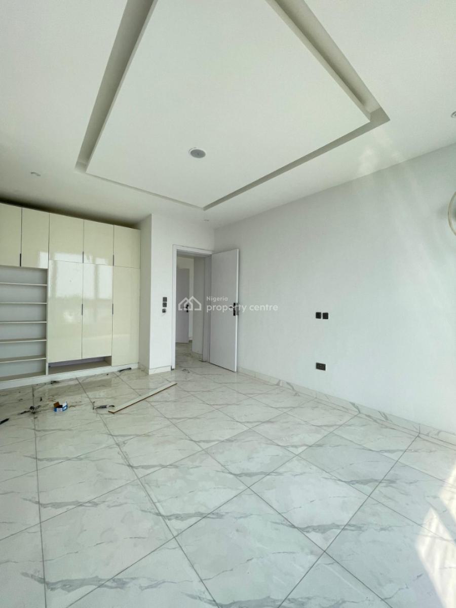 2bedroom Apartment in Agungi Lekki Lagos, Agungi, Lekki, Lagos, Block of Flats for Sale