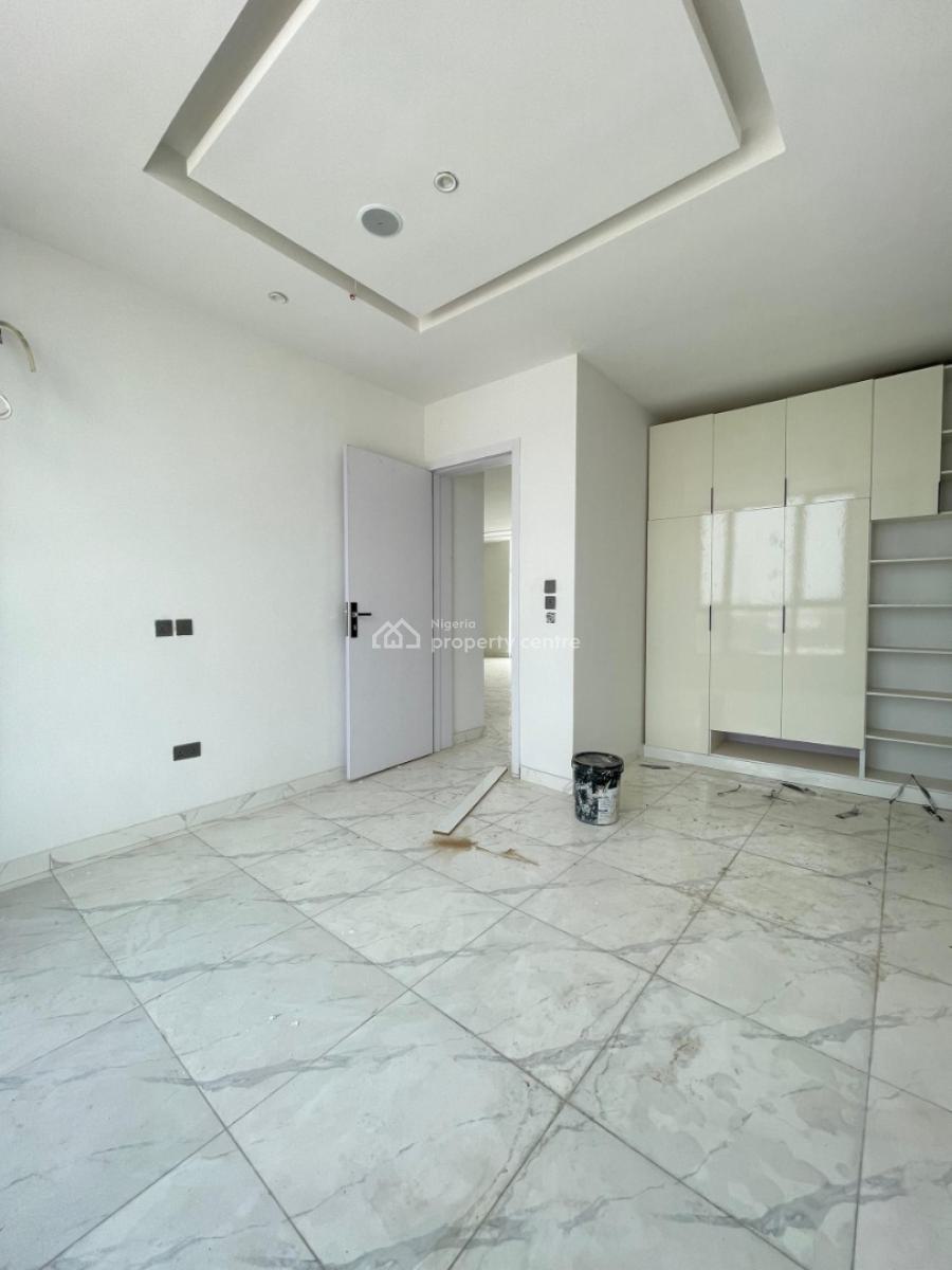 2bedroom Apartment in Agungi Lekki Lagos, Agungi, Lekki, Lagos, Block of Flats for Sale