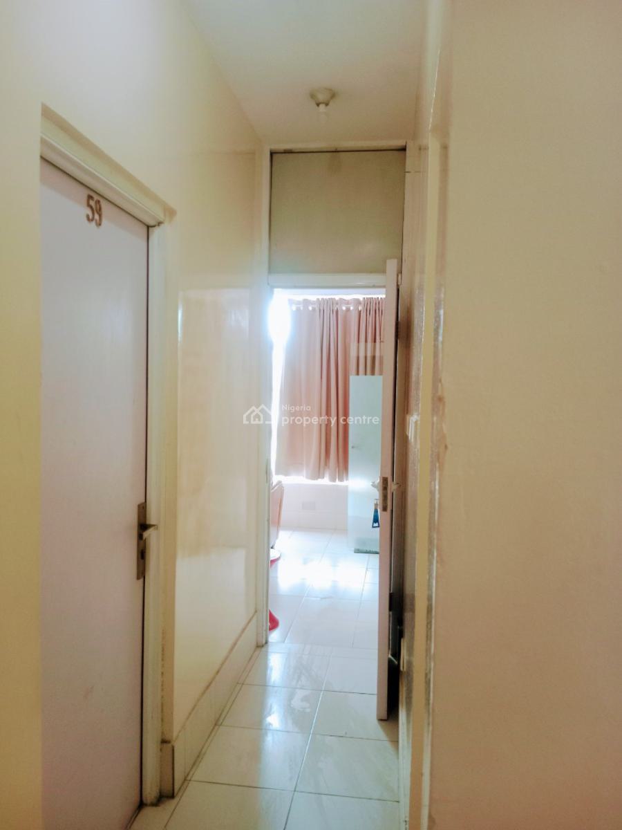 Beautiful One Bed Apartment, Dolphin Estate, Ikoyi, Lagos, Flat / Apartment Short Let