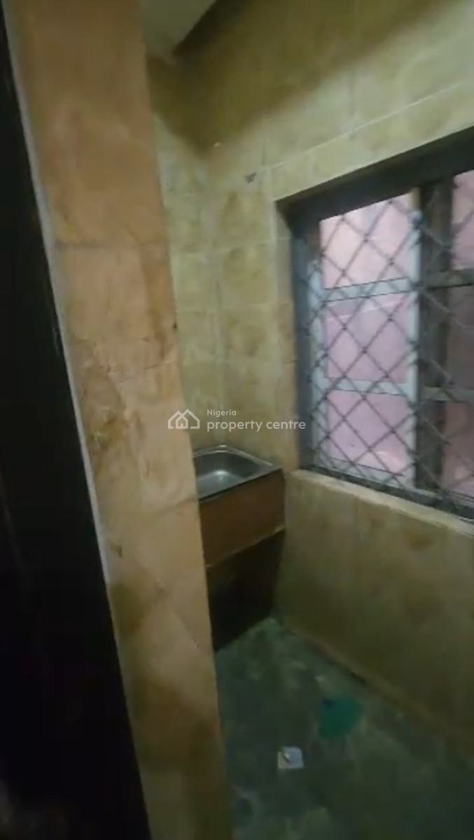Room Selfcon, Utako, Abuja, Self Contain (single Rooms) for Rent