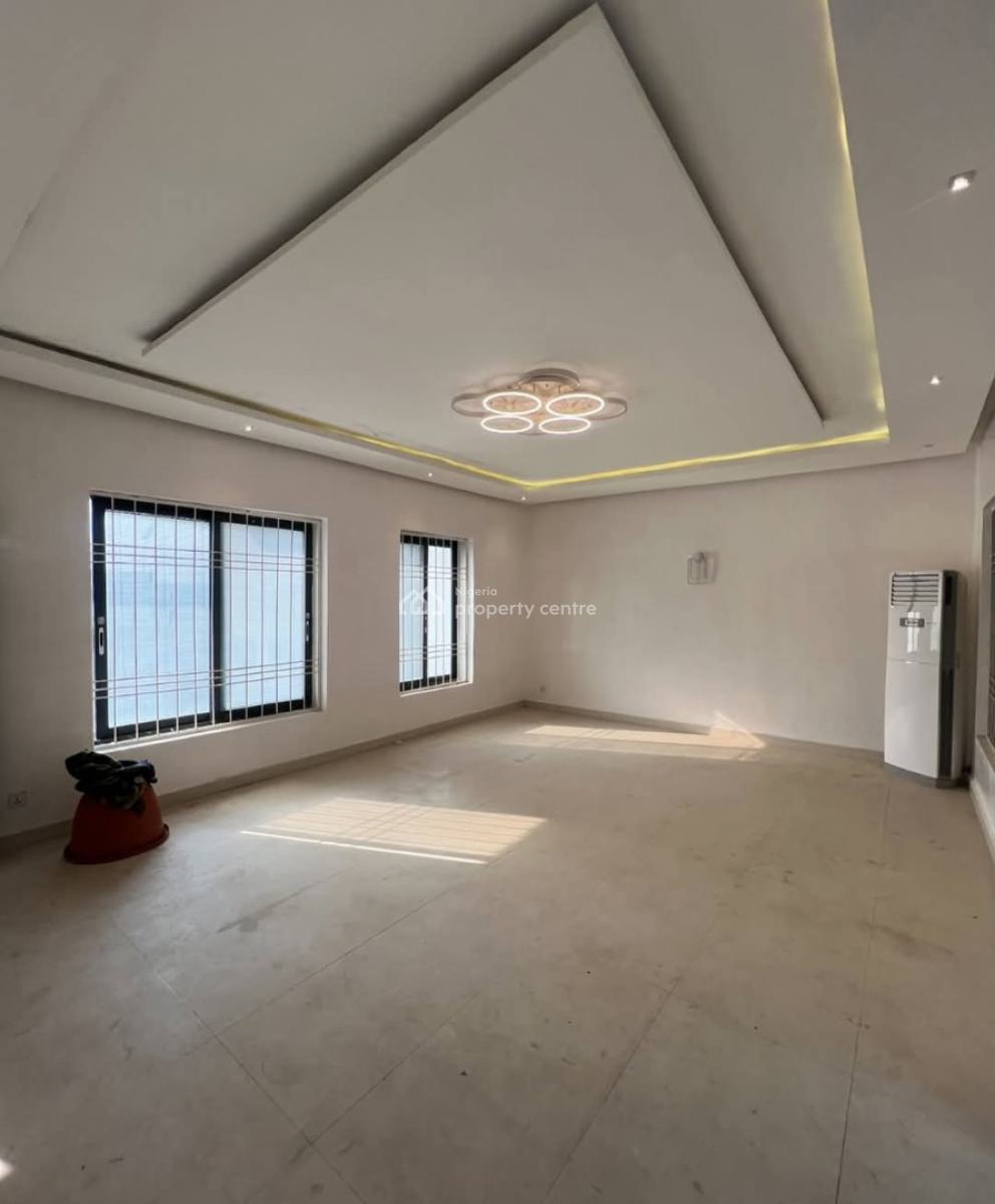 Exquisite Four (4) Bedroom Terrace Duplex with a Bq, Guzape District, Abuja, Terraced Duplex for Rent
