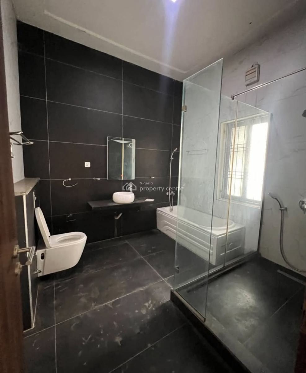 Exquisite Four (4) Bedroom Terrace Duplex with a Bq, Guzape District, Abuja, Terraced Duplex for Rent