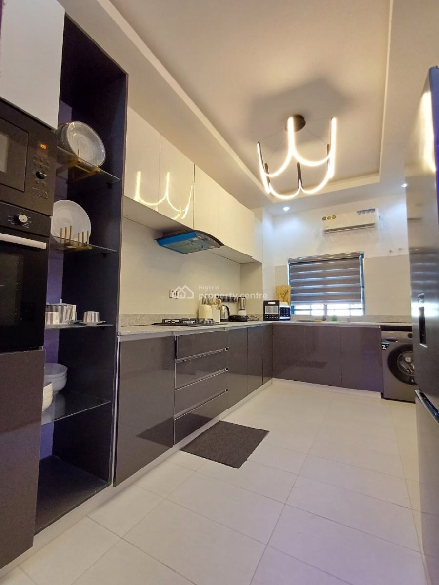 Premium 2 Bedrooms Apartment, Lekki Phase 1, Lekki, Lagos, Flat / Apartment Short Let