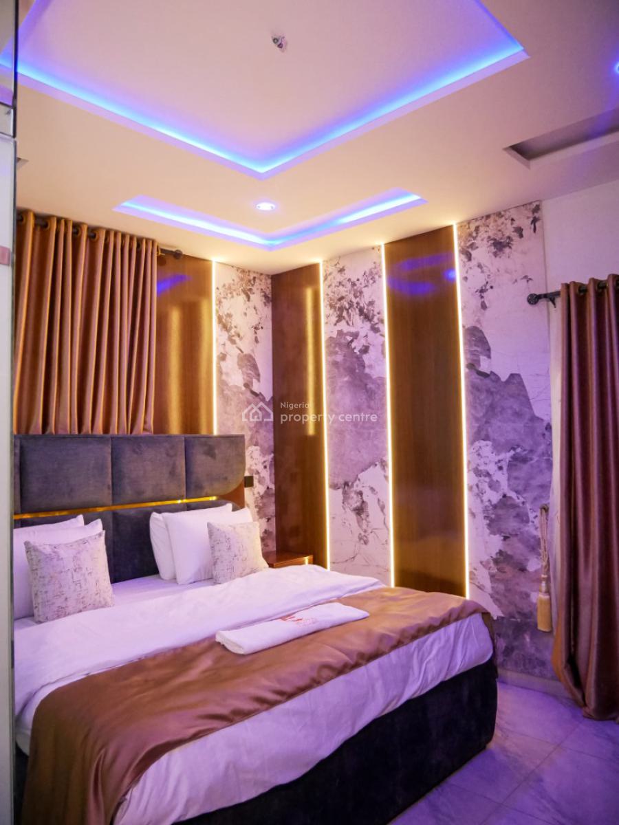 7 Bedrooms Self Compound with Gym & Snooker, Ajao Estate, Airport Road, Isolo, Lagos, Flat / Apartment Short Let