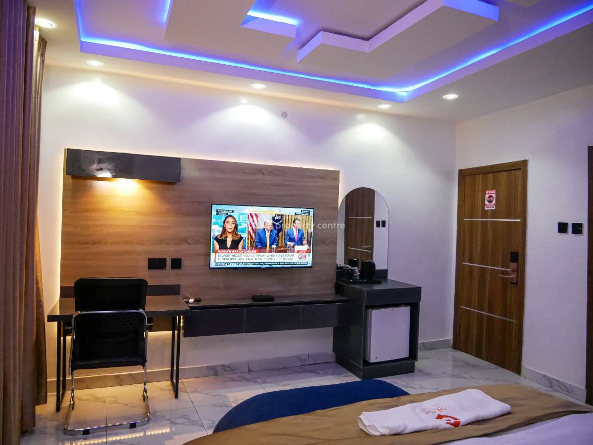 7 Bedrooms Self Compound with Gym & Snooker, Ajao Estate, Airport Road, Isolo, Lagos, Flat / Apartment Short Let