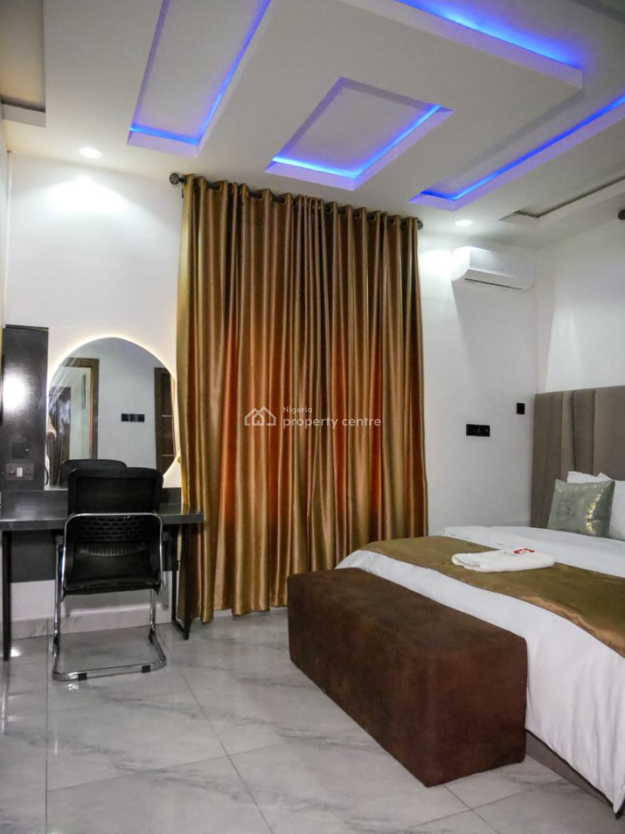 7 Bedrooms Self Compound with Gym & Snooker, Ajao Estate, Airport Road, Isolo, Lagos, Flat / Apartment Short Let