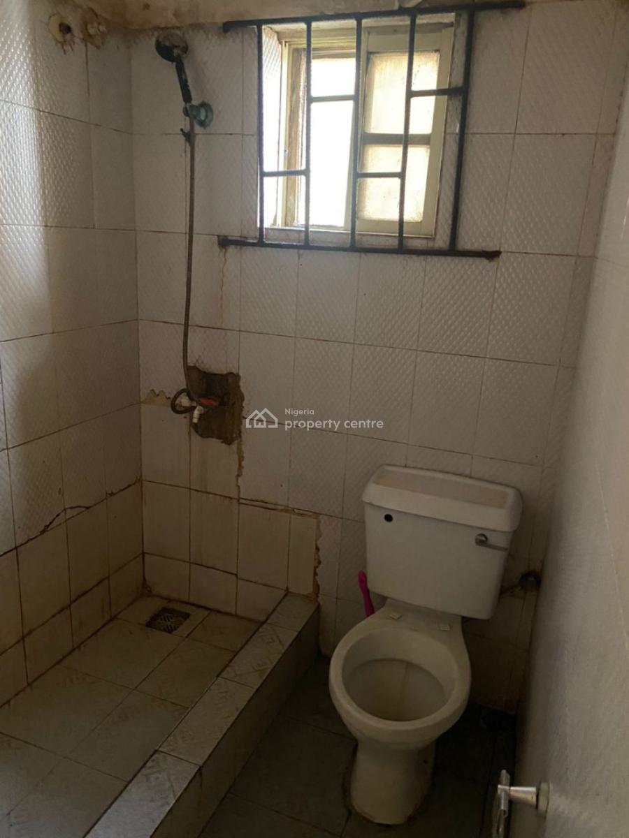 a Lovely Self Contain Room, in a 3 Bedroom Shared Apartment., Dock Ville Estate, Badore, Ajah, Lagos, Self Contain (single Rooms) for Rent